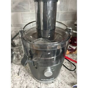 Nutribullet juicer gray and clean color model nbj 100